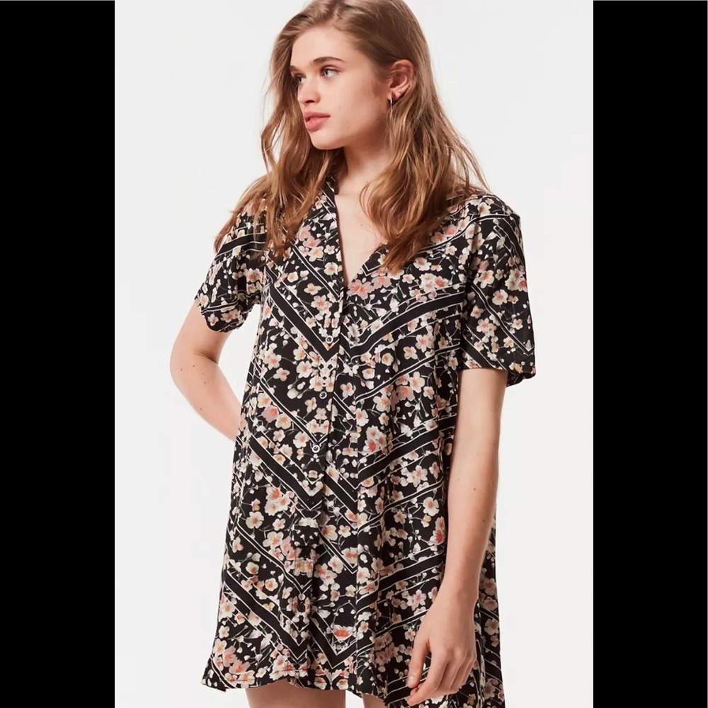 Motel Crosena Floral Button-Down Shift Dress - Picture 1 of 8